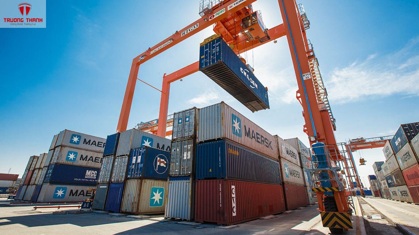 Dịch Vụ Báo Cáo Tài Chính Cho Doanh Nghiệp Logistics Và Vận Tải – Giải Pháp Quản Lý Hiệu Quả