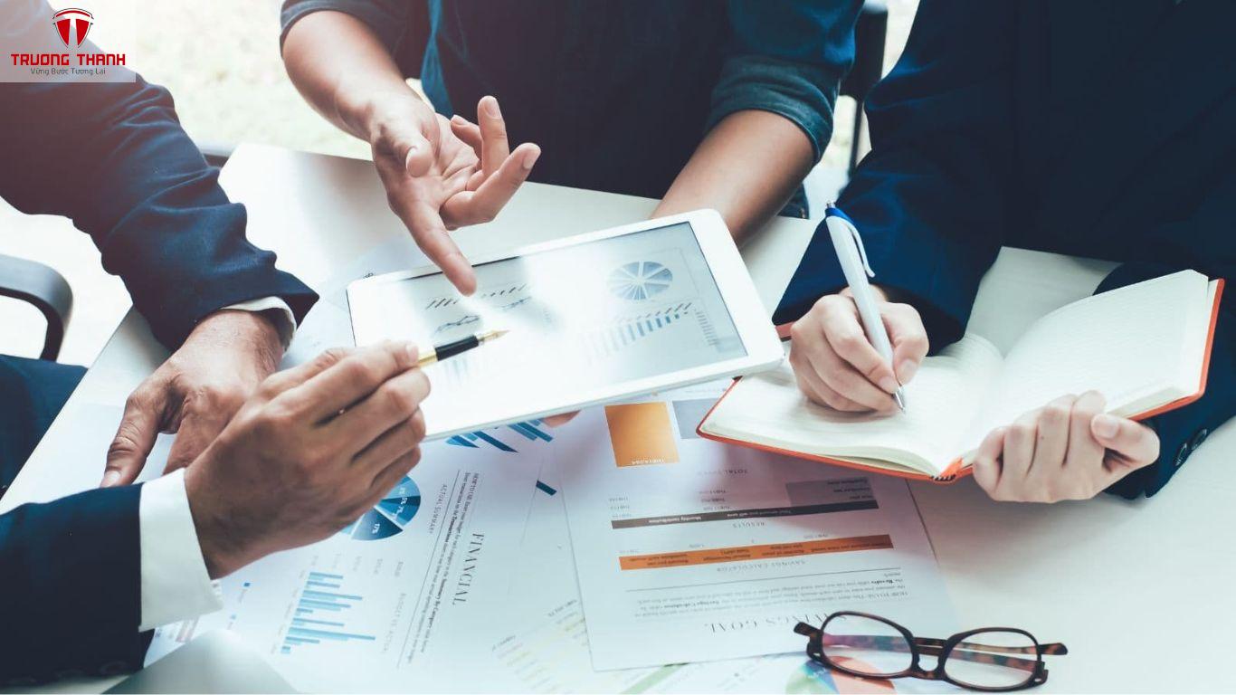 Bí Quyết Quản Lý Sổ Sách Cho Kế Toán Viên Mới Bắt Đầu