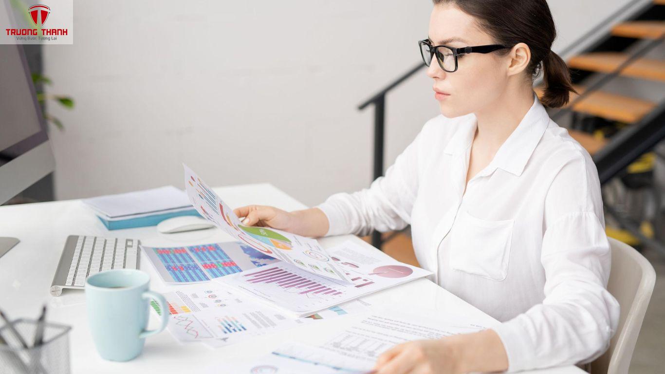 Quá Tải Khi Kế Toán Viên Kê Khai Thuế Nhiều Công Ty Cùng Lúc