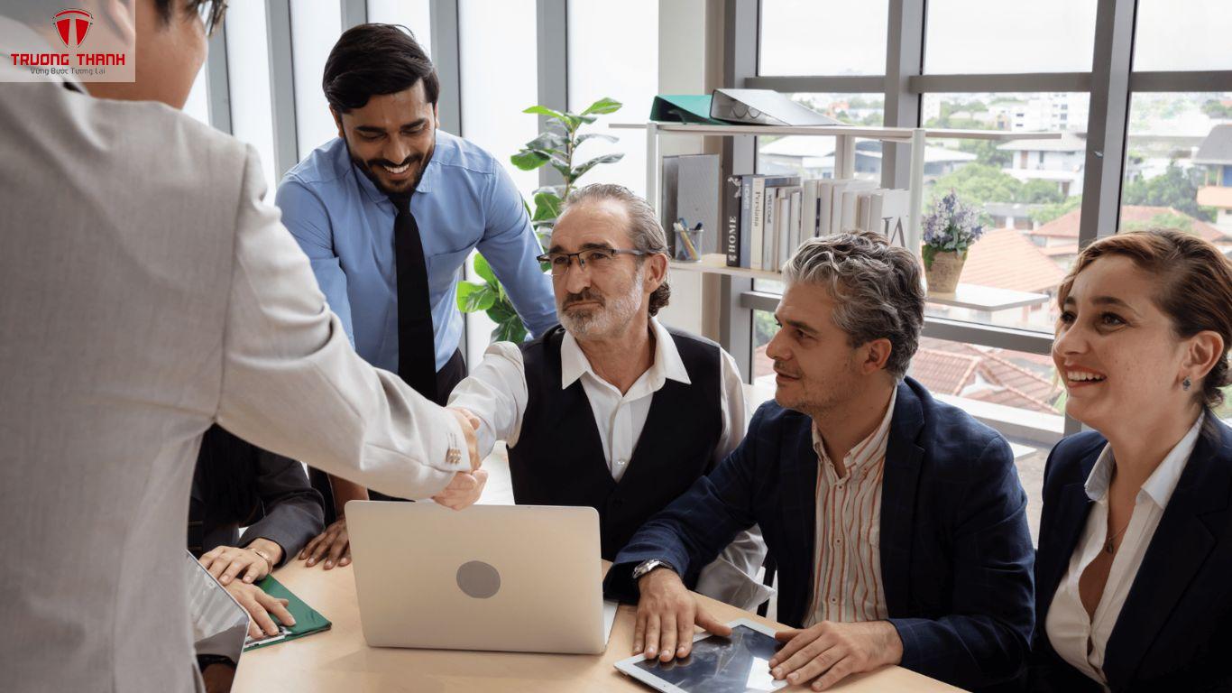 Kế Toán Trưởng Cần Lưu Ý Gì Khi Hỗ Trợ CEO Lập Tài Chính?