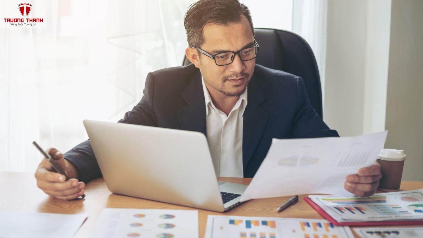 Cách Làm Hồ Sơ LinkedIn Chuyên Nghiệp Cho Kế Toán Chưa Kinh Nghiệm 