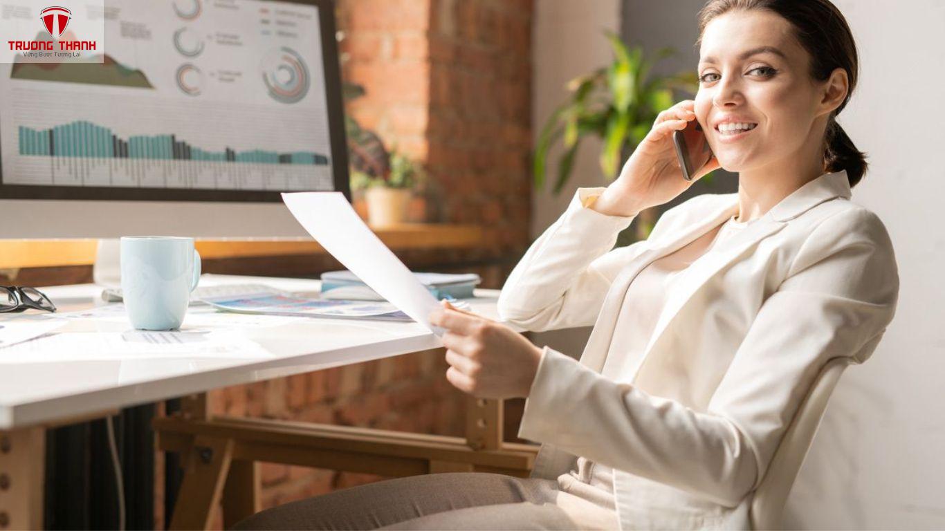Hợp Tác Với AI Bí Quyết Giúp Kế Toán Viên Tăng Hiệu Suất Làm Việc