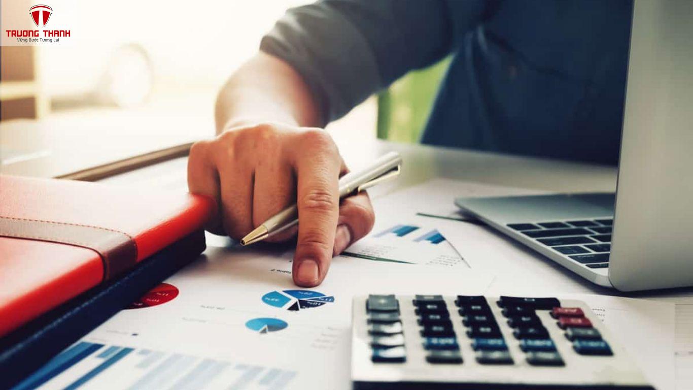 Hợp Tác Với AI Bí Quyết Giúp Kế Toán Viên Tăng Hiệu Suất Làm Việc