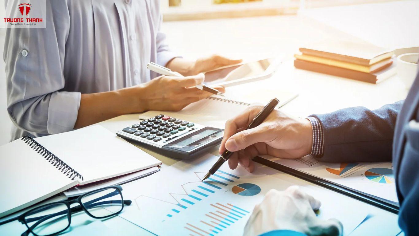 Cách Quyết Định Tài Chính Thông Minh Cho Doanh Nghiệp Giúp Phát Triển Bền Vững