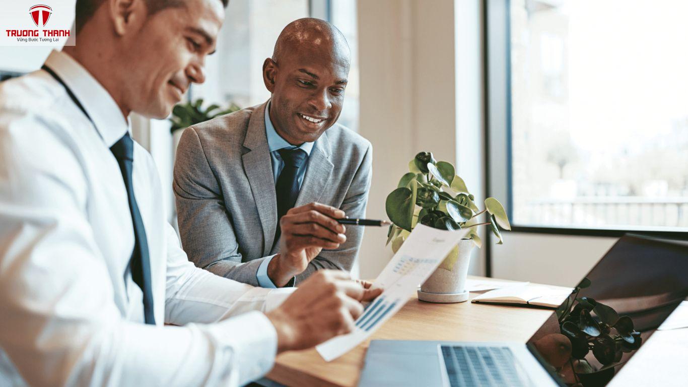 Hướng Dẫn Sinh Viên Kế Toán Viết Email Chuyên Nghiệp