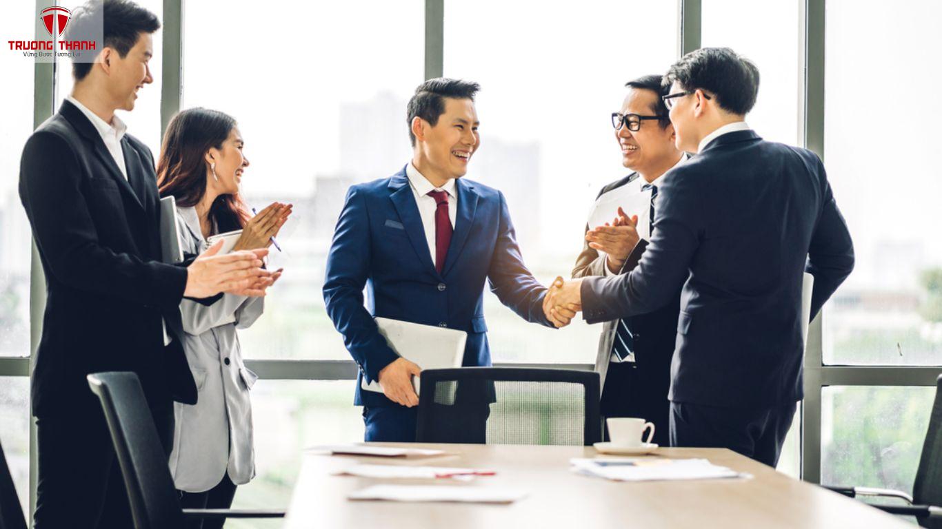 Cách Nào Để Sinh Viên Nhận Phản Hồi Tích Cực Từ Sếp Trong Thực Tập