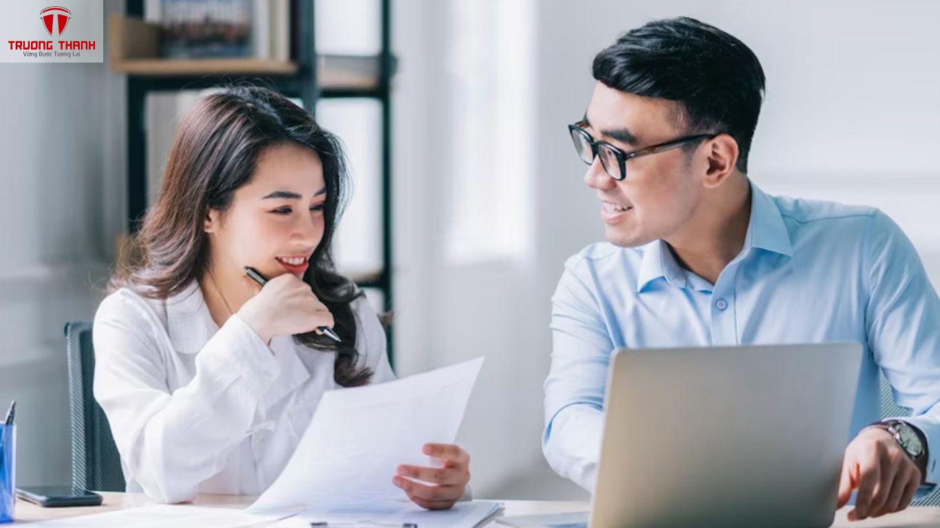 Hướng Dẫn Sinh Viên Kế Toán Xử Lý Phàn Nàn Từ Khách Hàng Khi Thực Tập