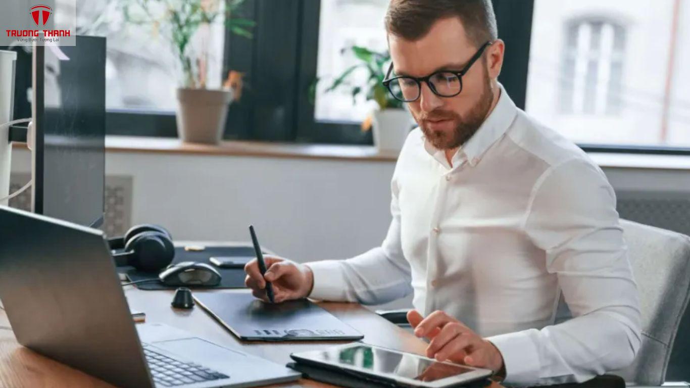 Chi Tiền Mặt Mua Hàng Không Có Hóa Đơn Có Nên Hay Không