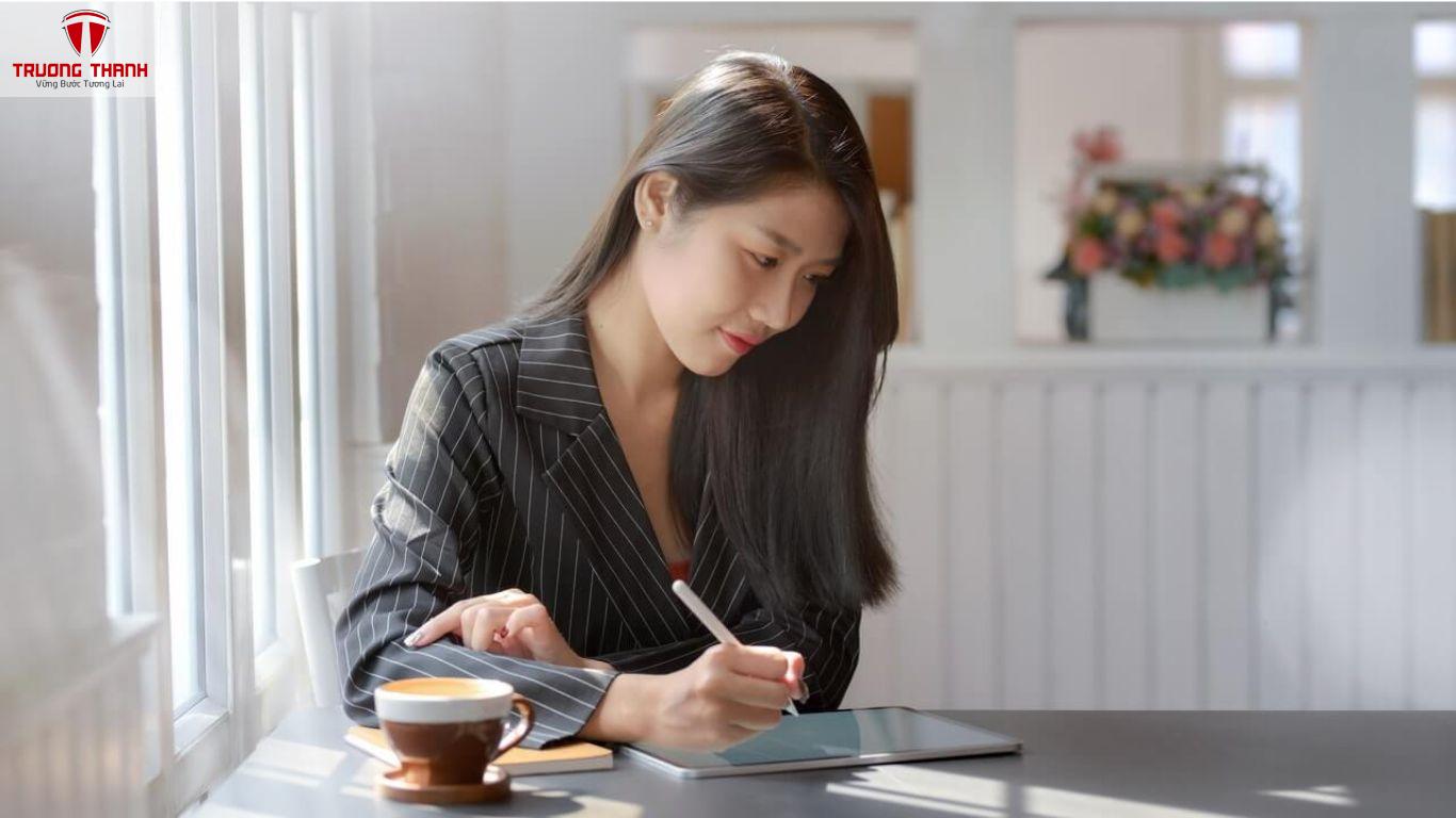 Hóa Đơn Ghi Thiếu Thông Tin Có Bị Xem Là Không Hợp Lệ Không