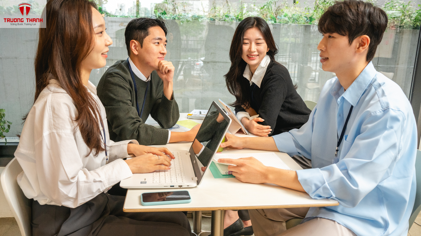 Thuê dịch vụ thành lập doanh nghiệp tại Hà Nội? Đọc ngay để tránh sai lầm phổ biến