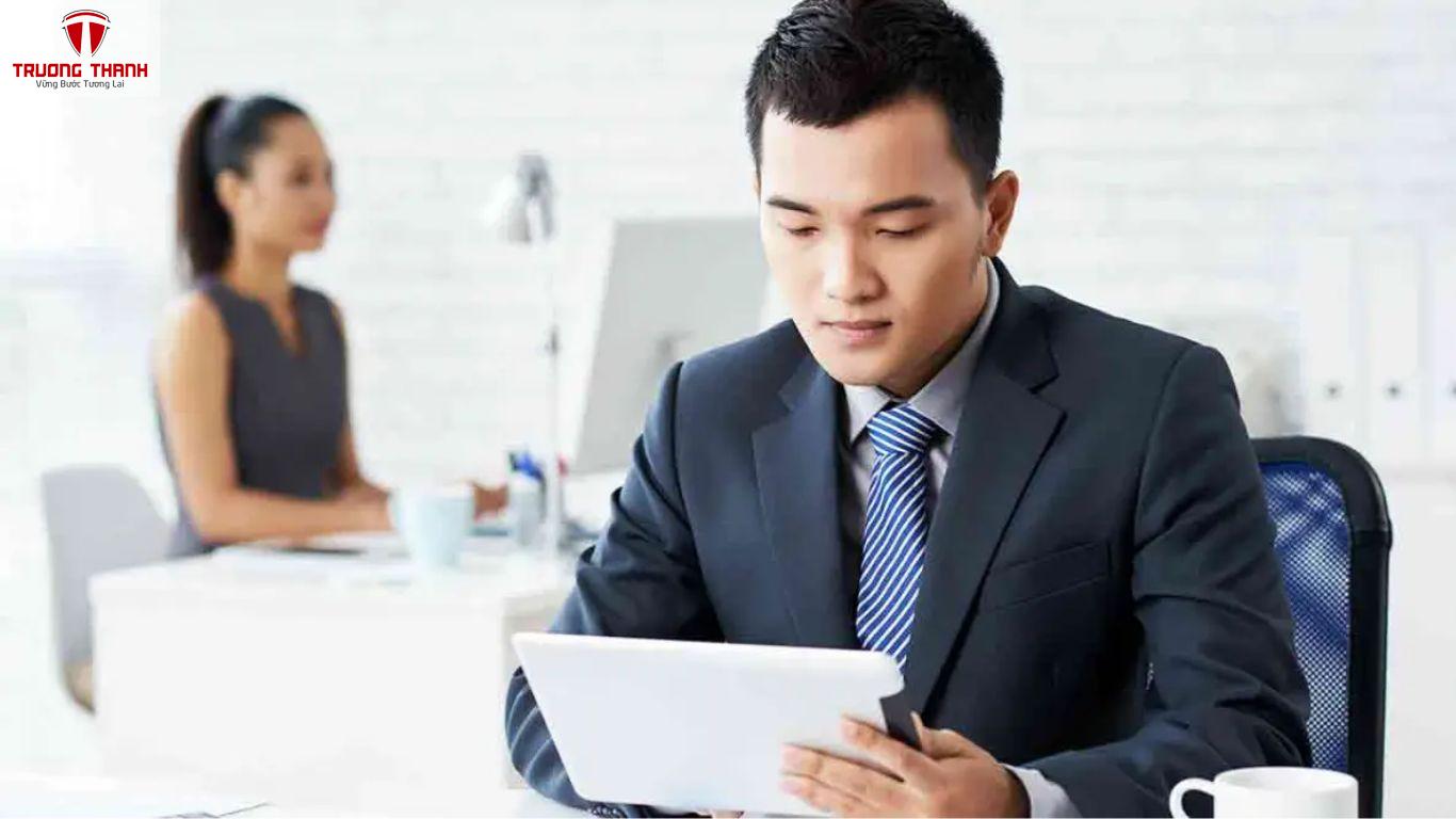 Các Công Việc Kế Toán Hàng Ngày Trong Doanh Nghiệp Nhỏ Và Vừa