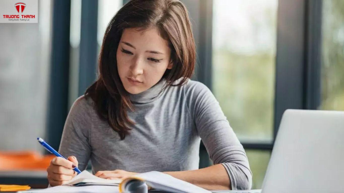 Cách Phân Bổ Công Việc Kế Toán Hàng Ngày Cho Người Mới Vào Nghề