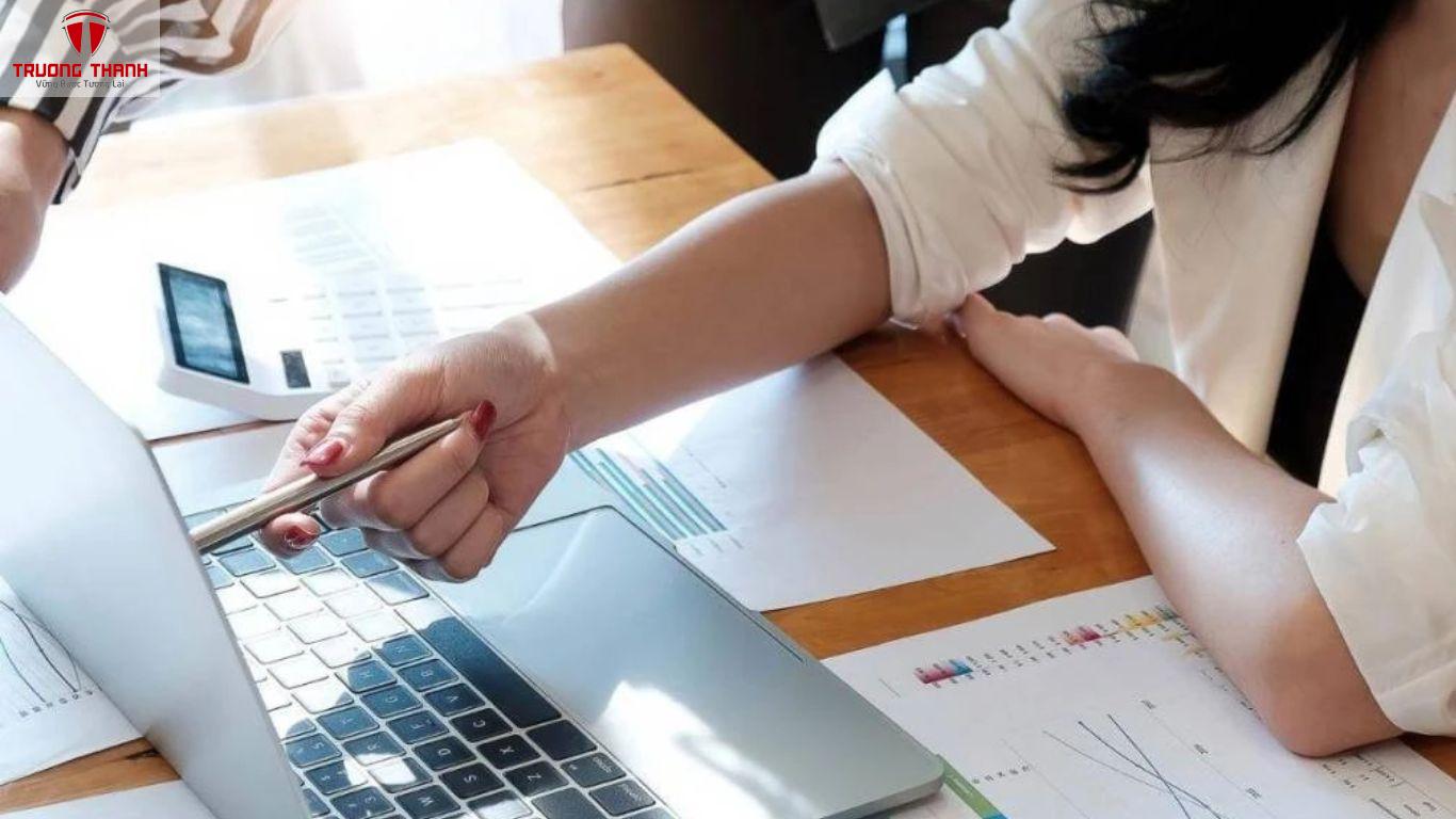 Cách Xử Lý Hóa Đơn Khi Khách Trả Hàng Một Phần Trong Combo