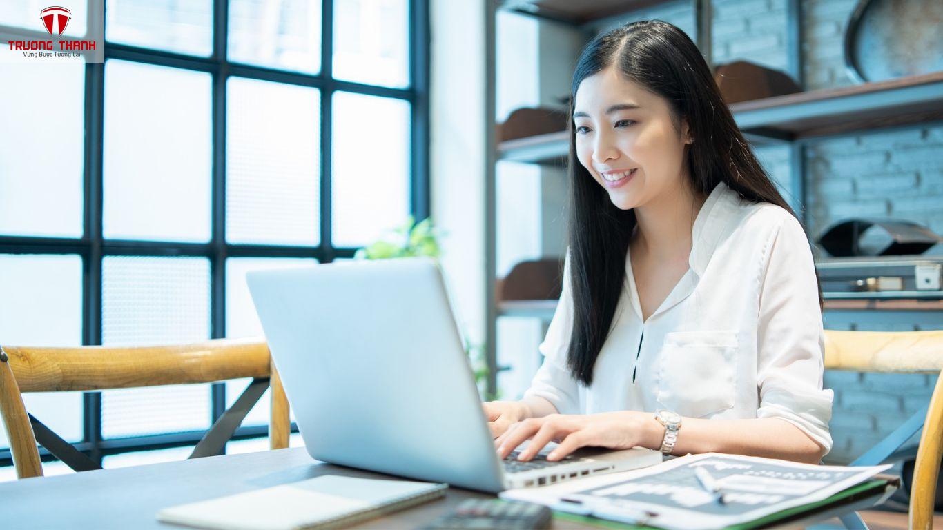 Công Việc Của Kế Toán Trong Dịch Vụ Ăn Uống Là Gì? Mô Tả Chi Tiết