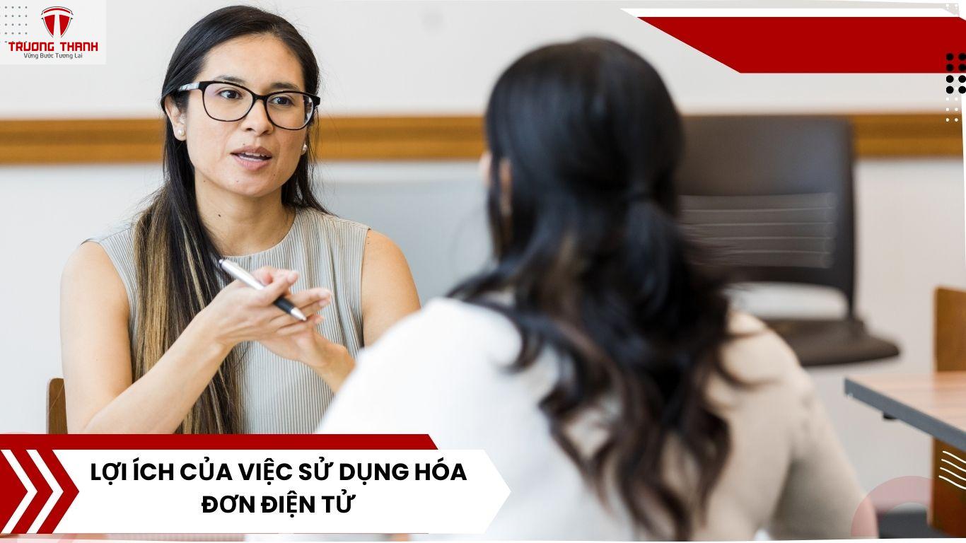 Hóa Đơn Đầu Ra Là Gì? Phân Biệt Với Hóa Đơn Đầu Vào