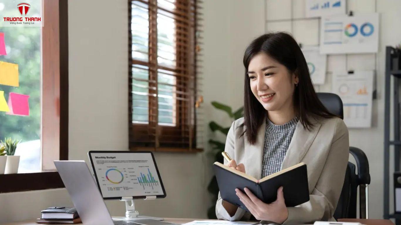 Làm Sao Gắn Mã Vận Đơn Và Chi Phí Vận Chuyển Vào Hóa Đơn Để Tối Ưu Kê Khai