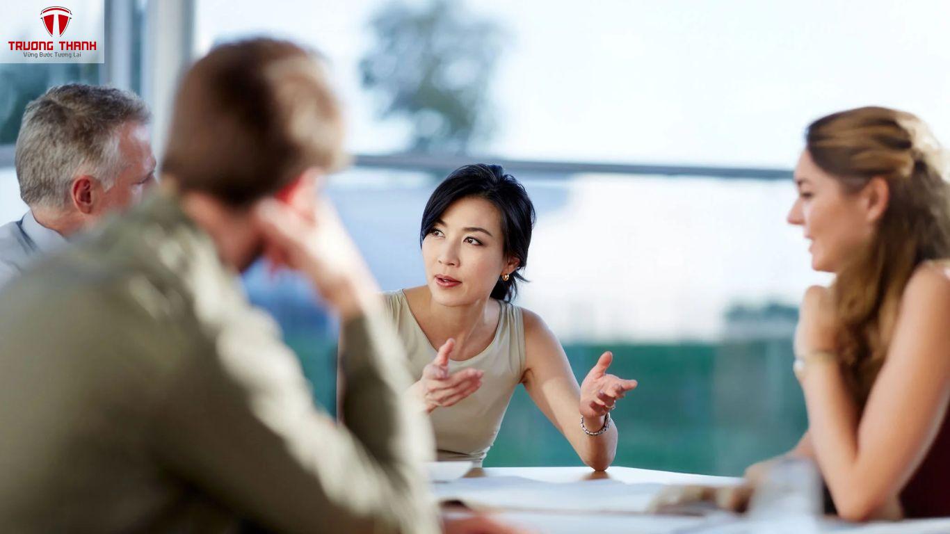 Làm Sao Gắn Mã Vận Đơn Và Chi Phí Vận Chuyển Vào Hóa Đơn Để Tối Ưu Kê Khai