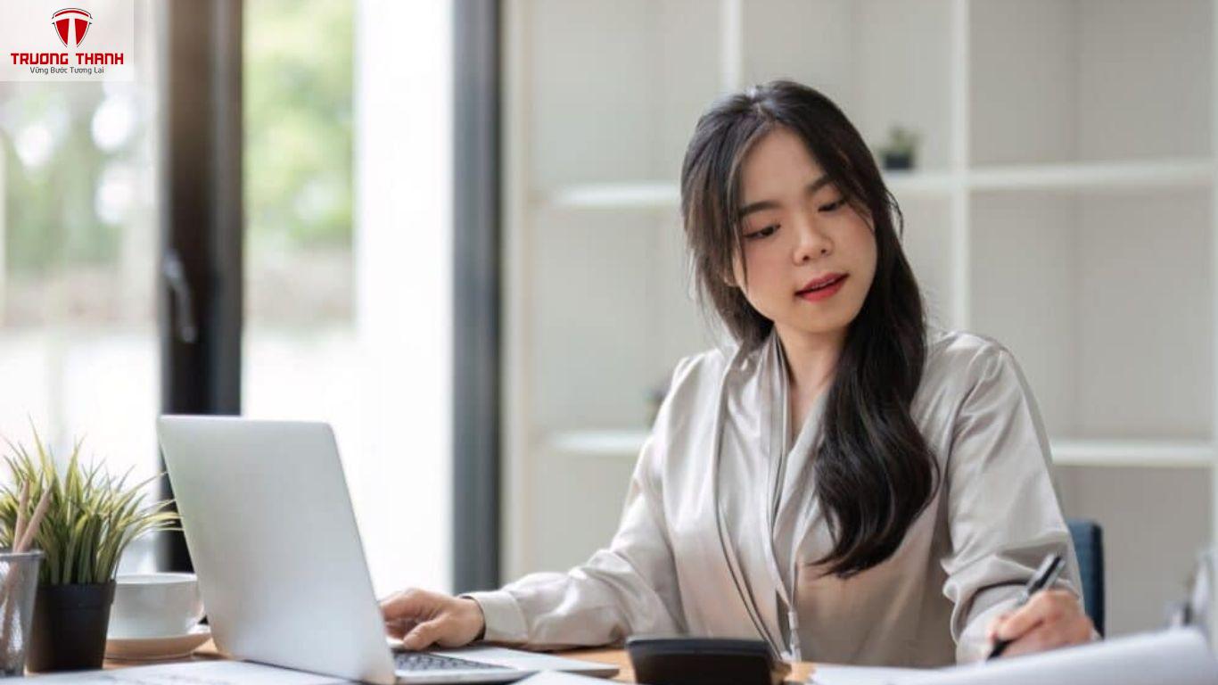 Làm Thế Nào Để Kế Toán Hạn Chế Sai Sót Khi Quyết Toán Thuế Cuối Năm