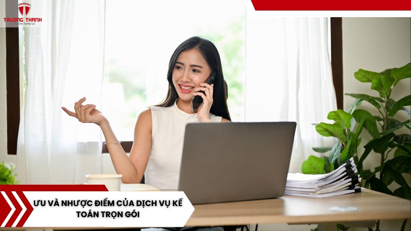 Doanh Nghiệp Nên Chọn Dịch Vụ Kế Toán Trọn Gói Hay Thuê Kế Toán Riêng?