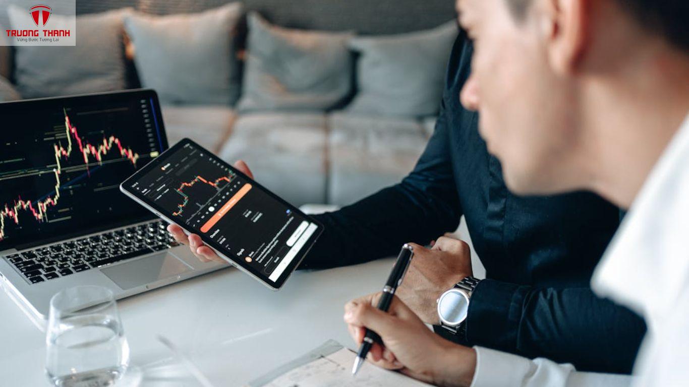 Blockchain Là Gì? Công Nghệ Đằng Sau Tiền Điện Tử