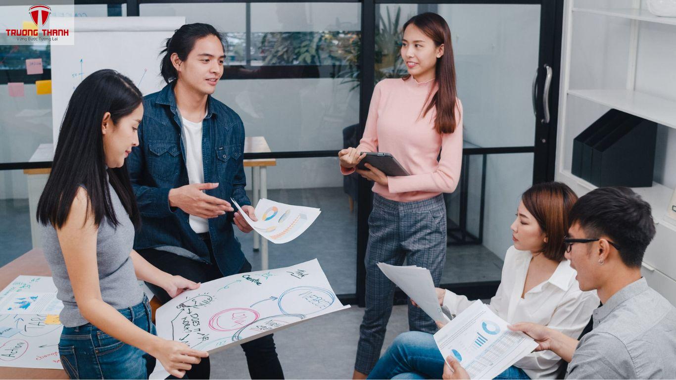 Cách Kế Toán Quản Lý Giao Dịch Bằng Thẻ Ngân Hàng Hàng Ngày