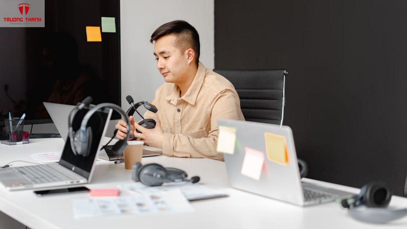 Cách Thuyết Phục Người Thân Tin Tưởng Khi Bắt Đầu Làm Ăn Riêng