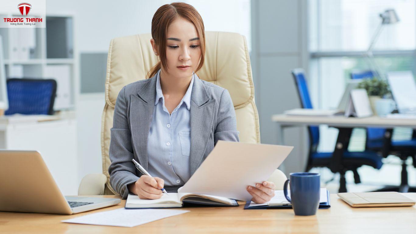 Giữ Quan Hệ Gia Đình Thế Nào Khi Vẫn Muốn Đi Theo Hướng Riêng