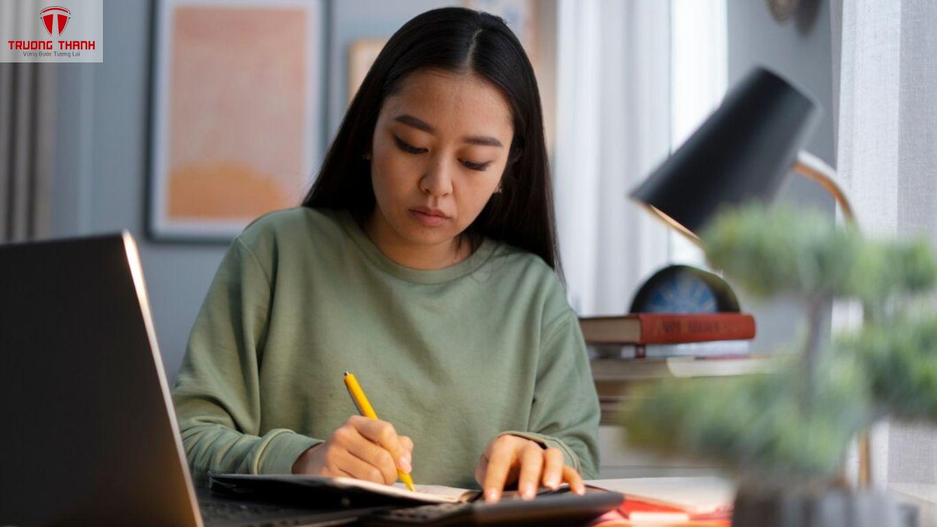 Khi Cùng Bạn Thân Khởi Nghiệp Nhưng Mâu Thuẫn Nổ Ra, Nên Giữ Hay Dừng