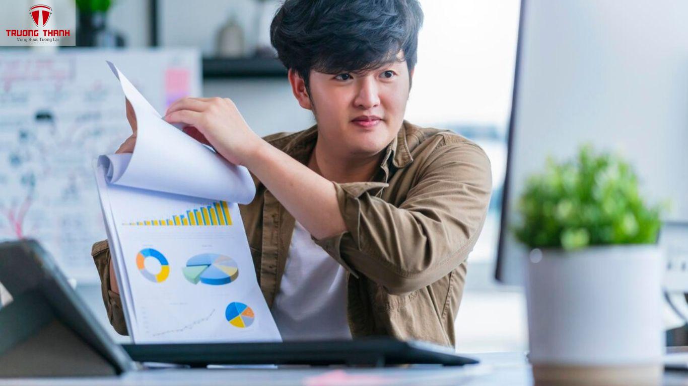 Khi Không Còn Tiền Trả Lương Cho Nhân Viên Thì Nên Làm Gì