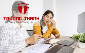 Khởi Nghiệp Khi Đang Ở Vị Trí Quản Lý Cơ Hội Hay Rủi Ro