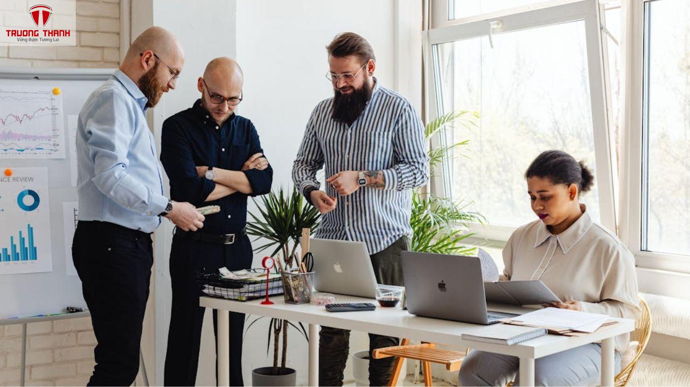 Không Có Quan Hệ, Không Có Vốn, Có Cách Nào Khởi Nghiệp Thành Công Không