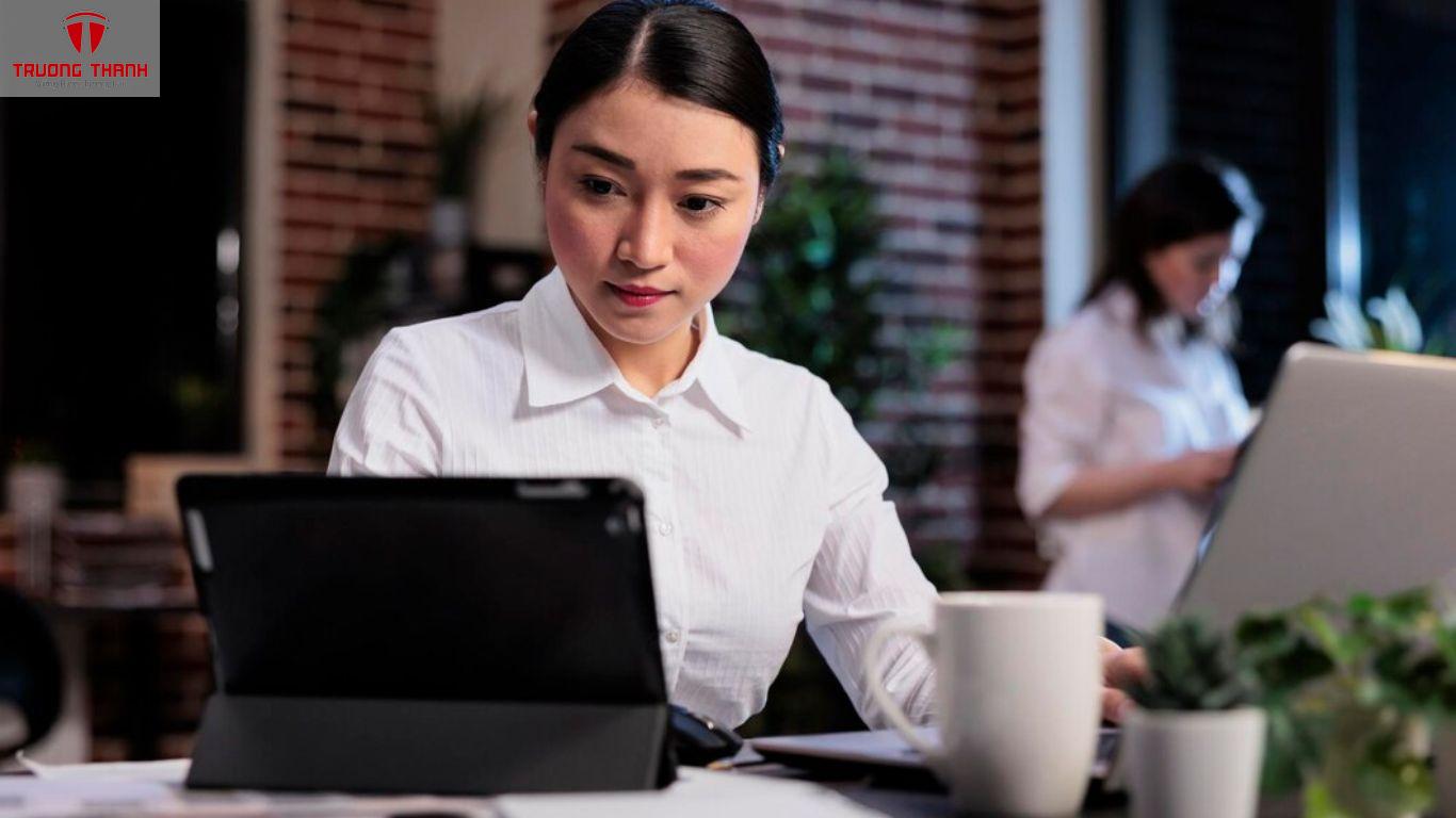 Làm Sao Để Không Đánh Mất Nhân Sự Chủ Chốt Khi Doanh Nghiệp Gặp Khó Khăn