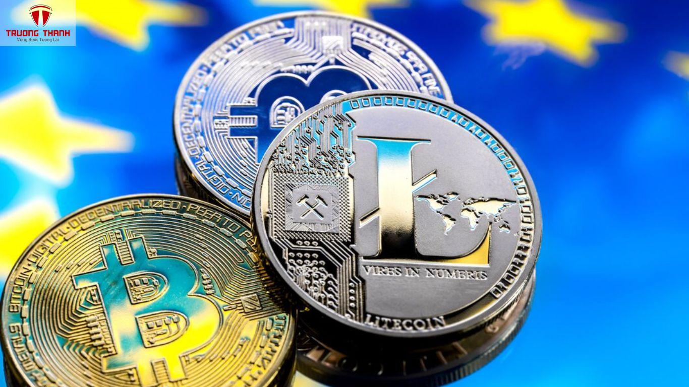 Lịch Sử Tiền Điện Tử Từ Bitcoin Đến Các Altcoin