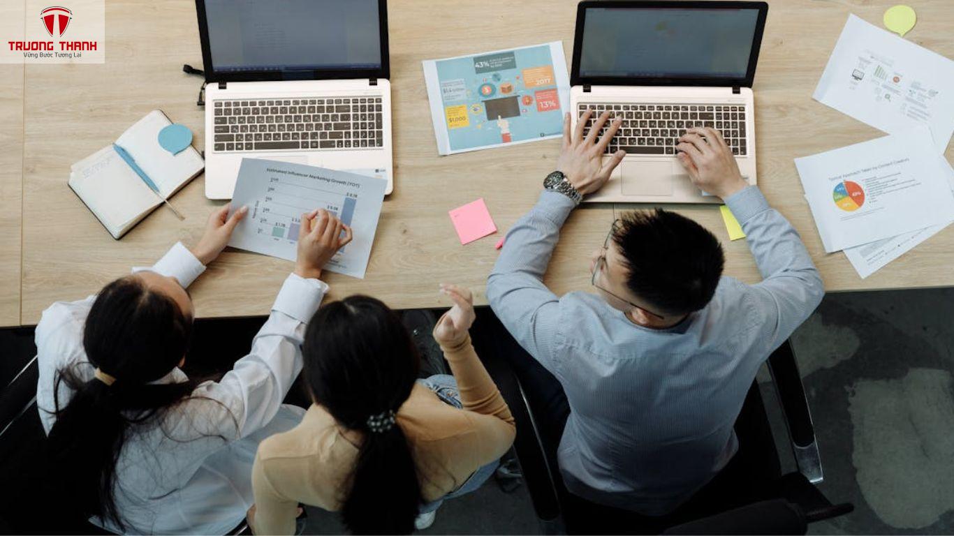 Mất Động Lực Vì Bị So Sánh Với Người Khác Cách Để Khắc Phục