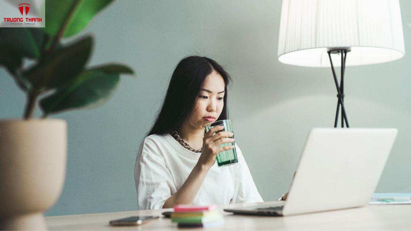 Nên Dành Bao Nhiêu Tiền Tiết Kiệm Cho Lần Khởi Nghiệp Đầu Tiên