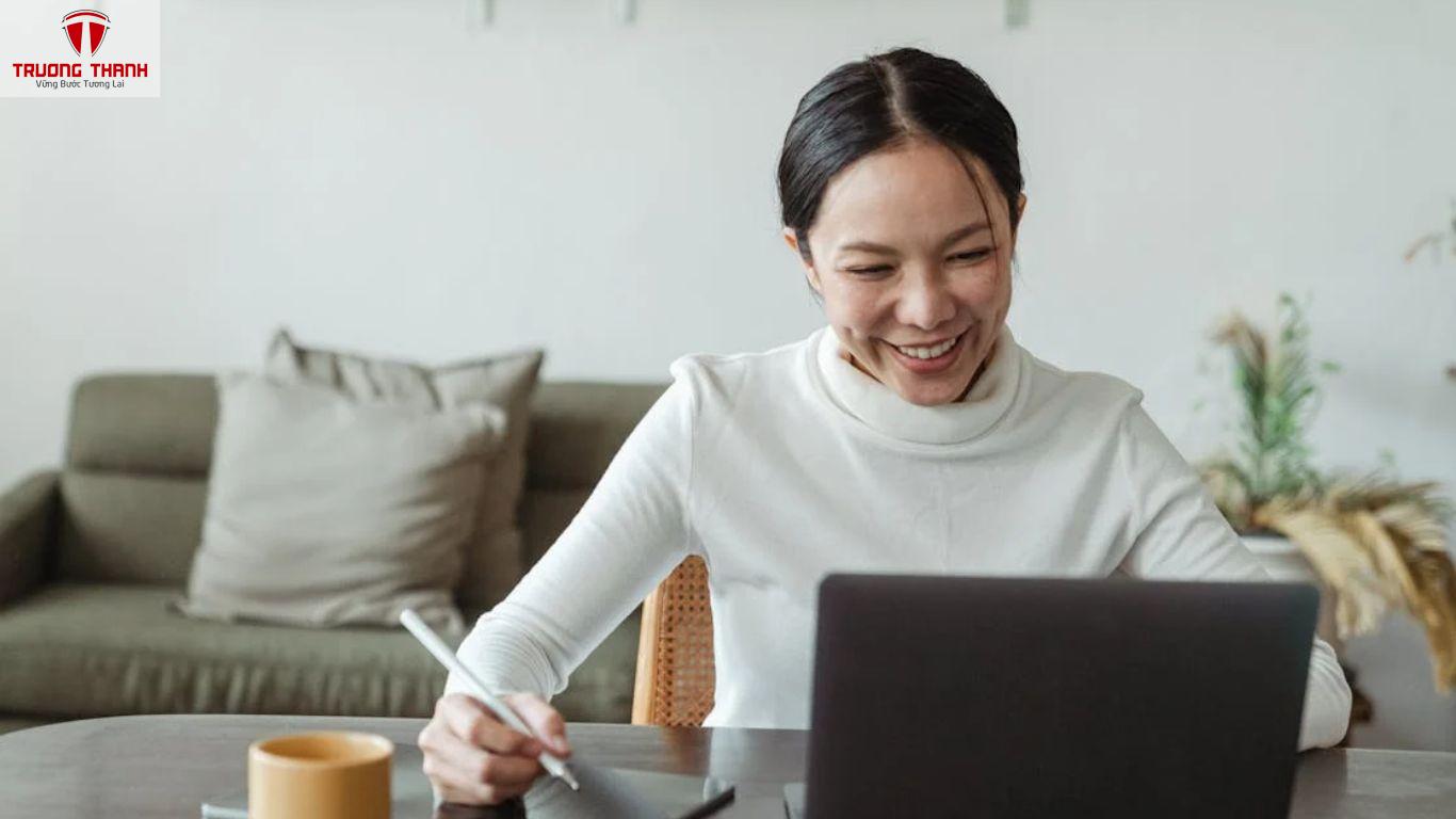 Nên Dành Bao Nhiêu Tiền Tiết Kiệm Cho Lần Khởi Nghiệp Đầu Tiên