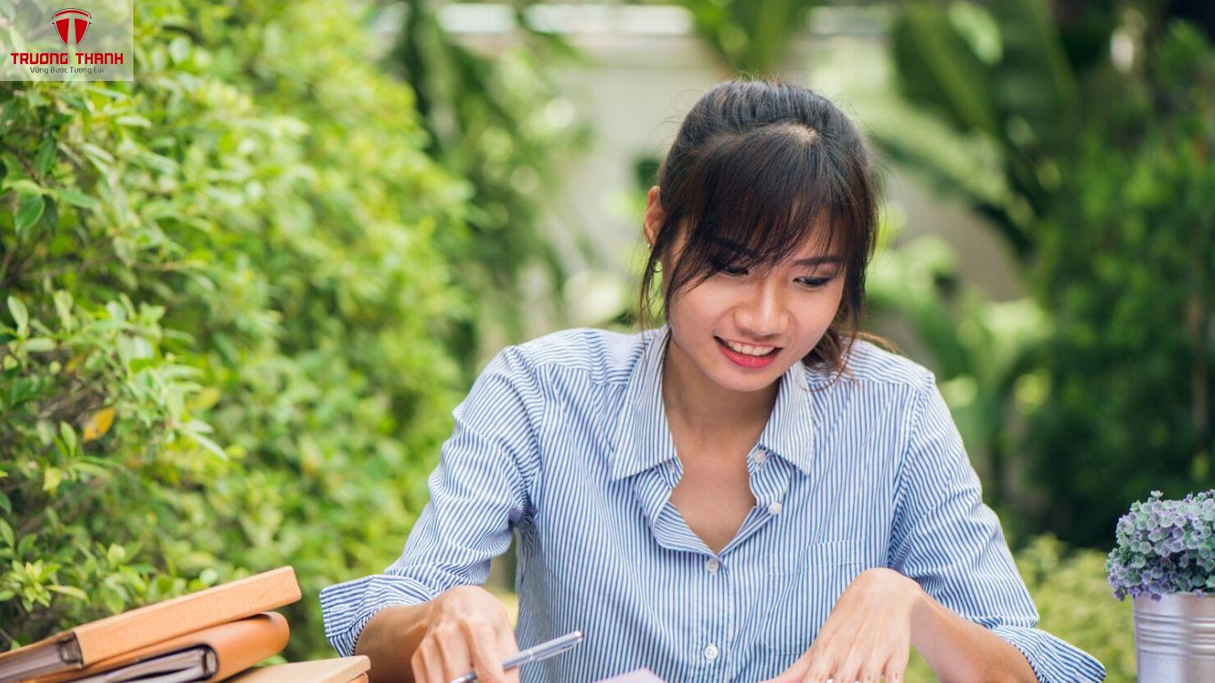 Quyền Lợi BHYT Cho Freelancer Khi Làm Việc Không Chính Thức