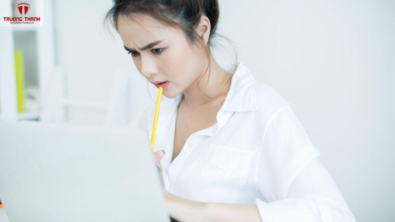 Tại Sao Nhiều Người Thành Công Lại Đánh Đổi Cả Quan Hệ Gia Đình Sau Thất Bại