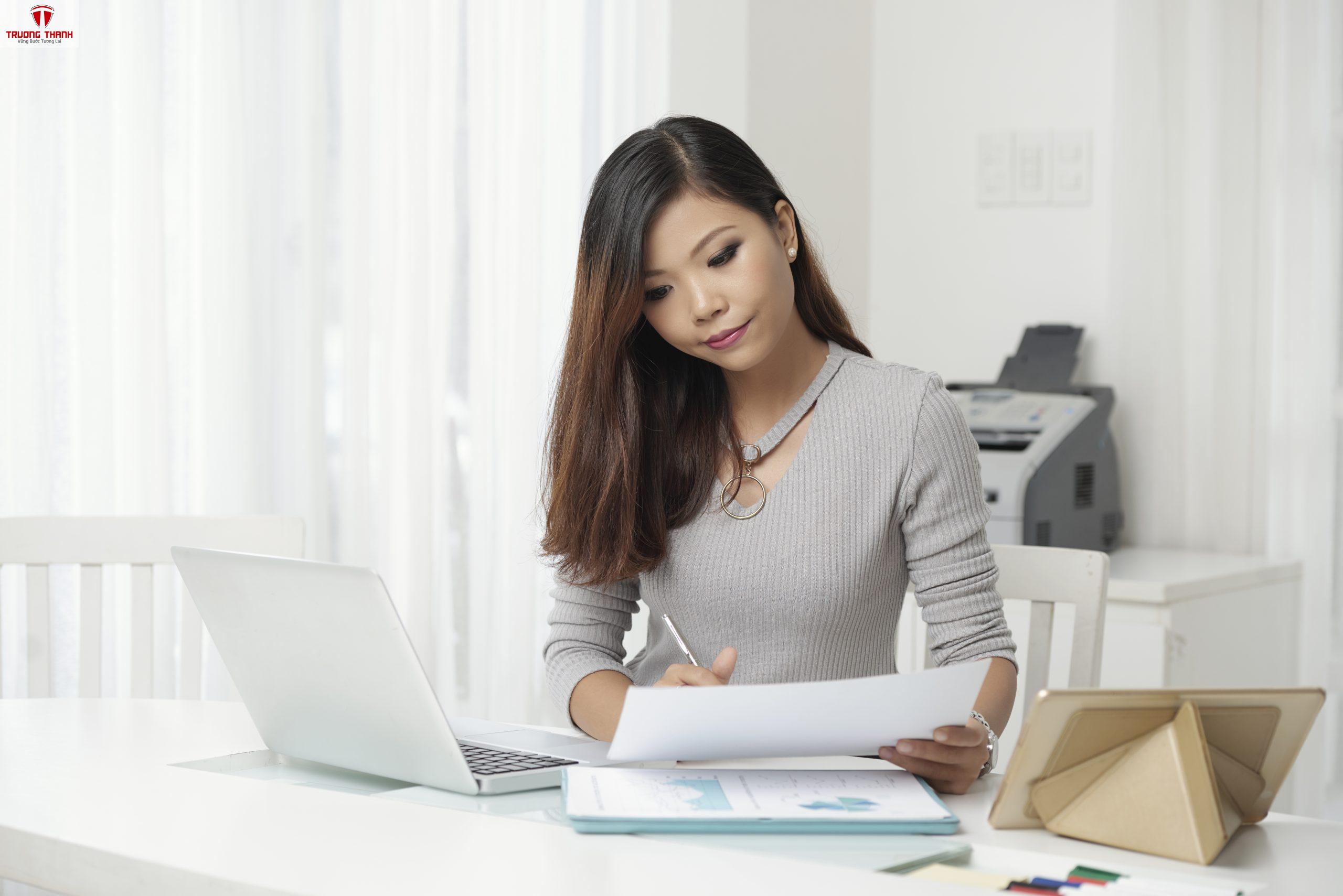 Vì Sao Một Số Người Khởi Nghiệp Ít Tiền Lại Thành Công Hơn Người Có Vốn Lớn