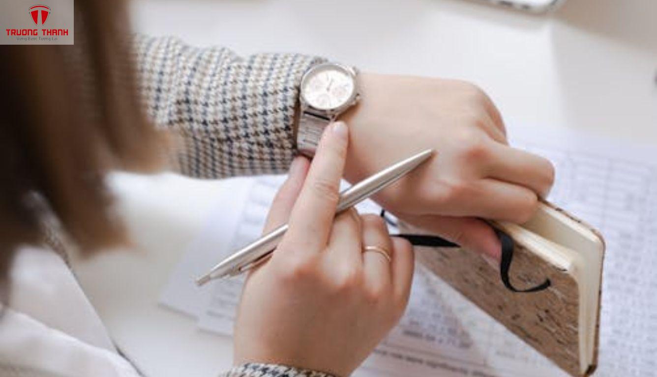 Vì Sao Doanh Nghiệp Nên Thuê Dịch Vụ Kế Toán