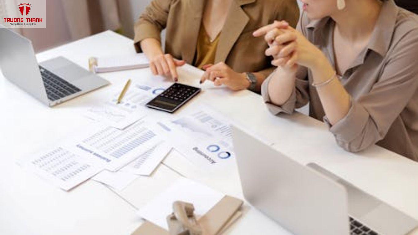 Doanh Nghiệp Không Kiểm Soát Được Kế Toán Sẽ Ra Sao?