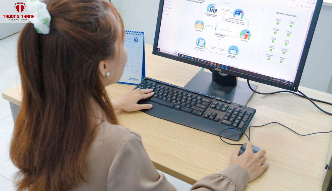 Nếu Hộ Kinh Doanh Không Chuyển Lên Công Ty Có Bị Hạn Chế Gì?