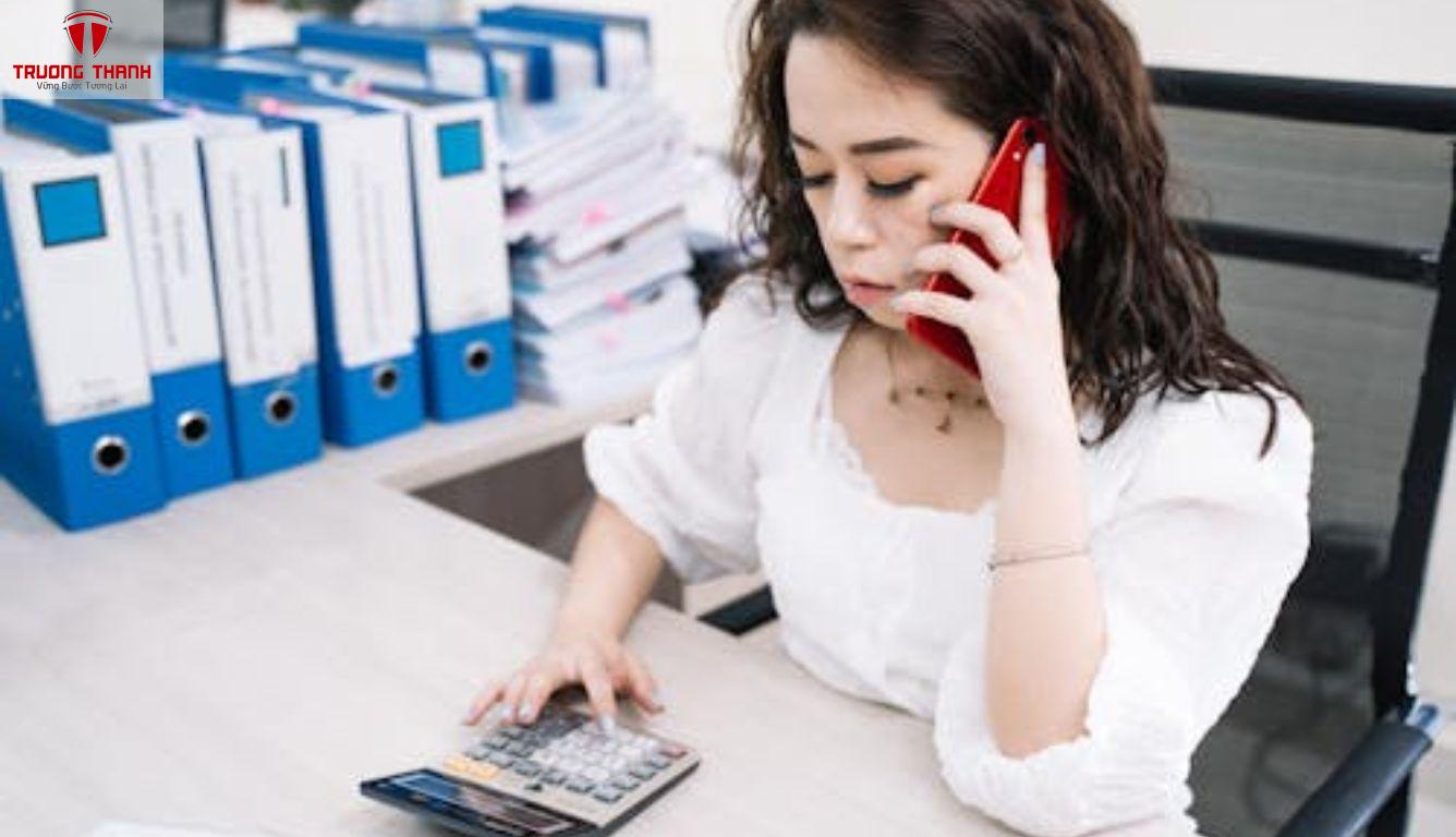 Thuê Kế Toán Giá Rẻ Có Thực Sự Tiết Kiệm Chi Phí?