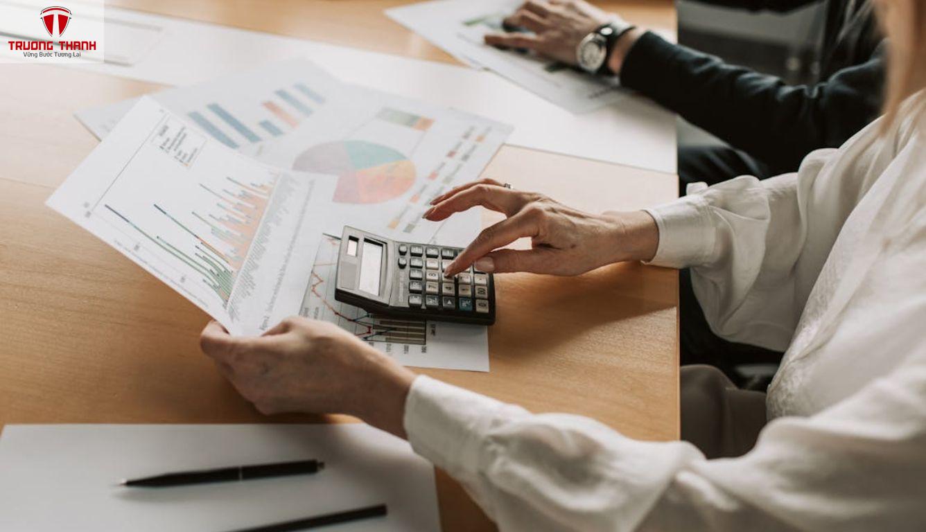 Khi Nào Bạn Nên Xem Lại Cách Quản Lý Tiền Trong Kinh Doanh?