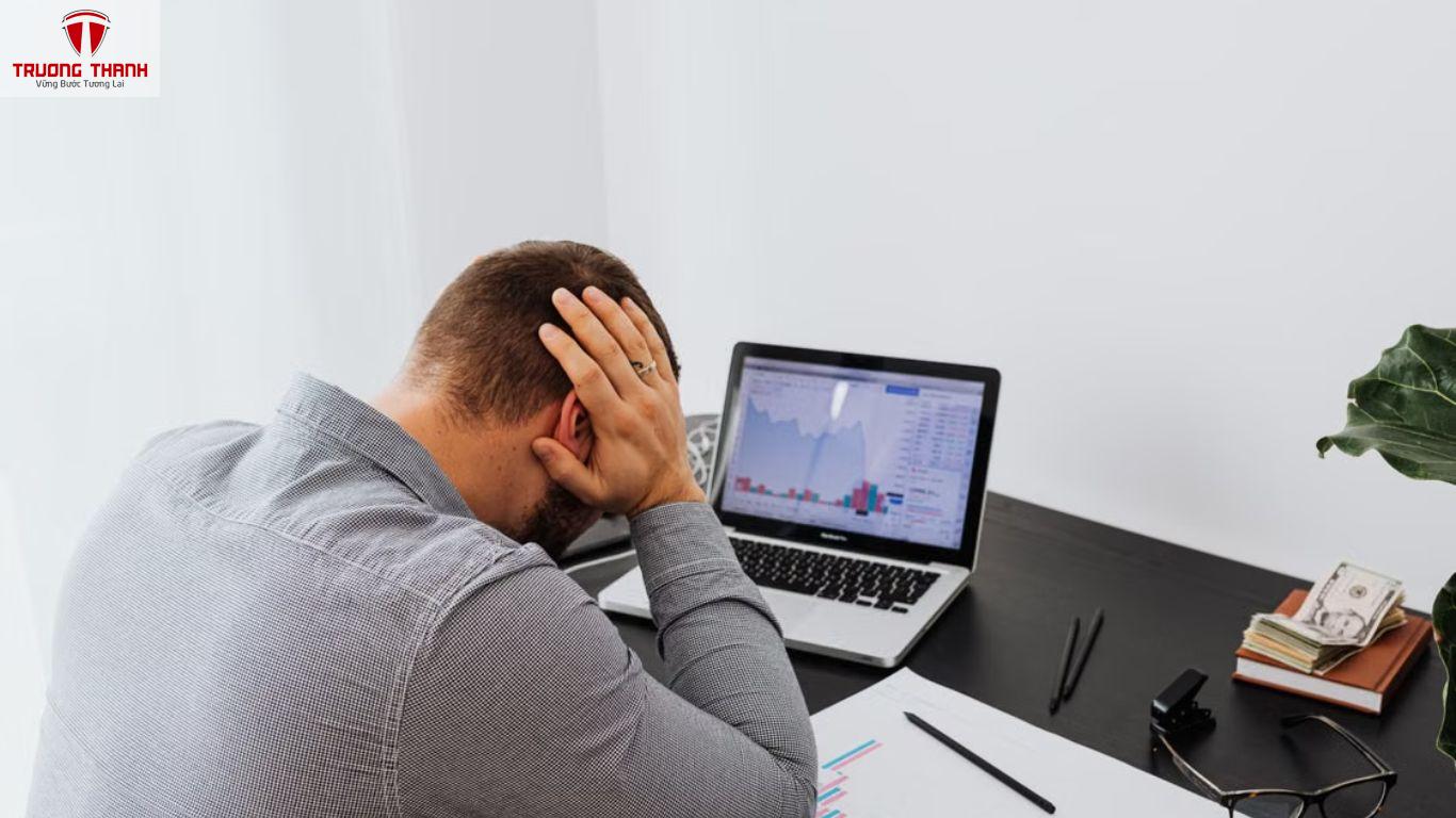 Những Dấu Hiệu Cảnh Báo Sớm Một Doanh Nghiệp Đang Gặp Vấn Đề