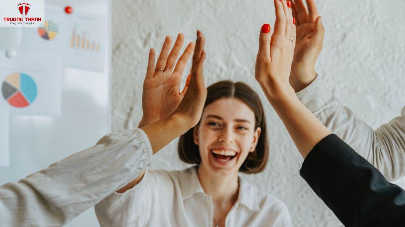 Làm Thế Nào Để Giữ Chân Nhân Sự Giỏi Ở Lại Lâu Dài?