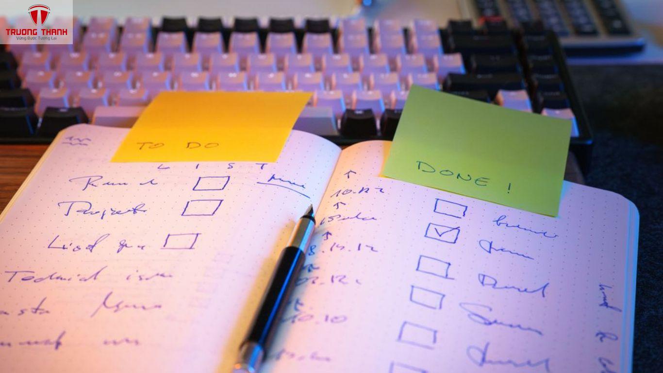 Quản Lý Công Việc Theo Nhóm Thế Nào Để Không Chồng Chéo?
