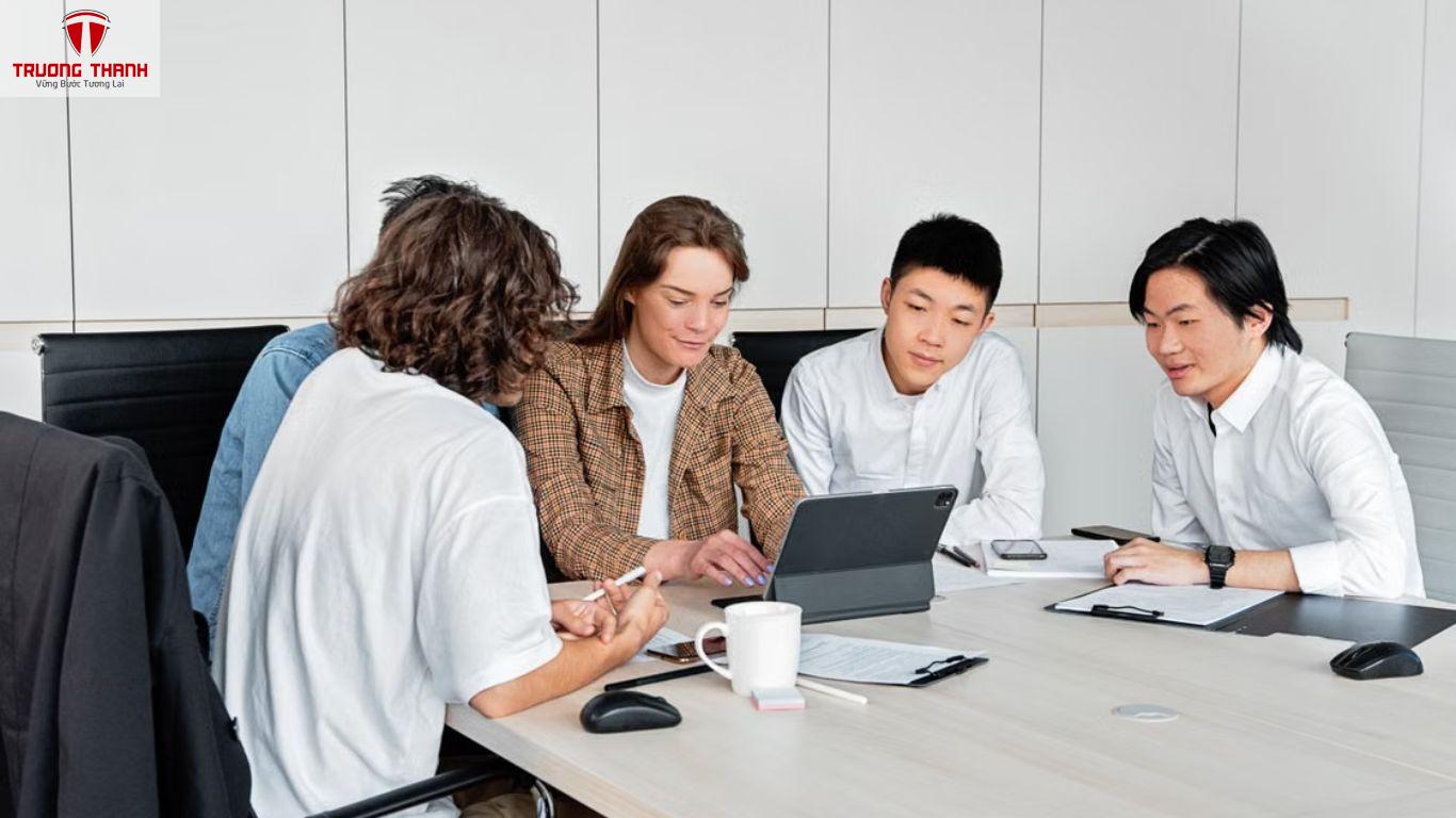 Làm Thế Nào Để Giá Trị Cốt Lõi Không Chỉ Nằm Trên Giấy?