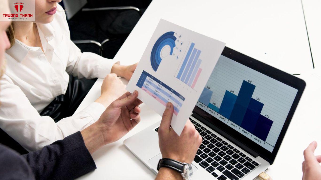 KPI Và OKR Khác Nhau Thế Nào Và Nên Dùng Cái Nào?