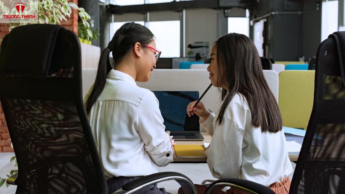Làm Thế Nào Để Giảm Tình Trạng Nhân Viên Thường Xuyên Hỏi Lại Công Việc 